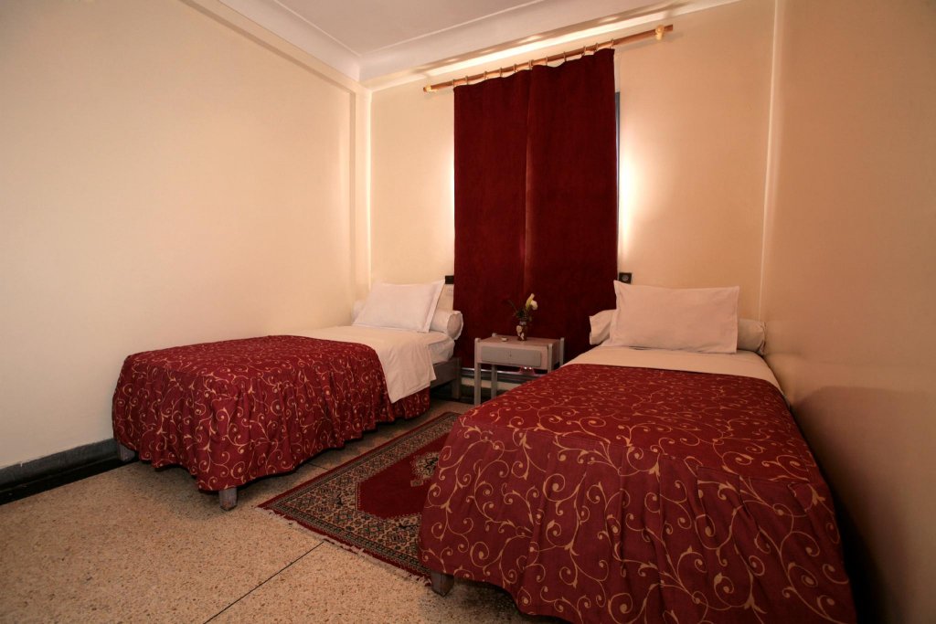 Фото Hôtel Ichbilia