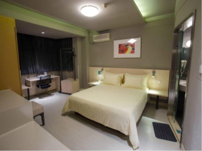 Фото Jinjiang Inn Chendu Jinxianqiao