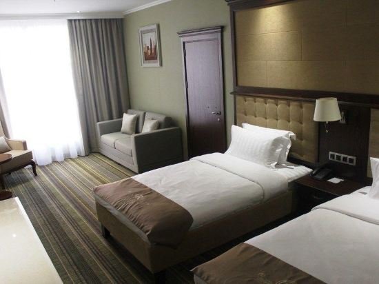 Фото Shera Inn Hotel