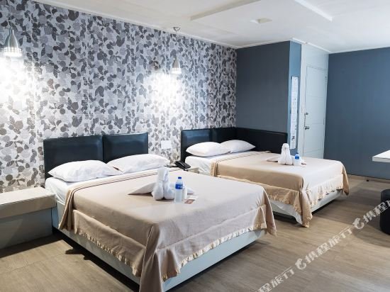 Фото New Winston Hotel