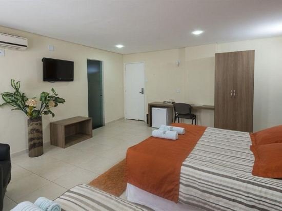 Фото Monte Serrat Hotel