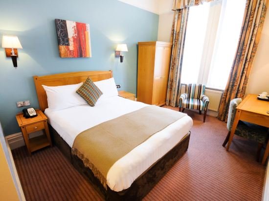 Фото The Durley Dean Hotel