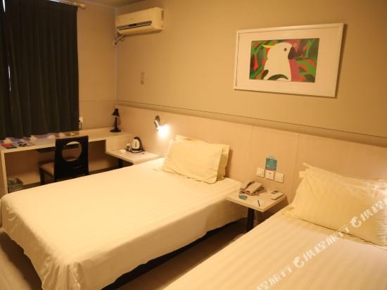 Фото Jinjiang Inn Jinan Beiyuan Street