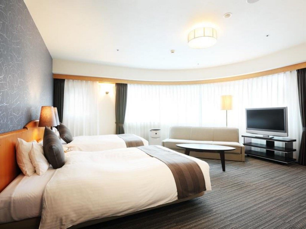 Фото Okayama Koraku Hotel