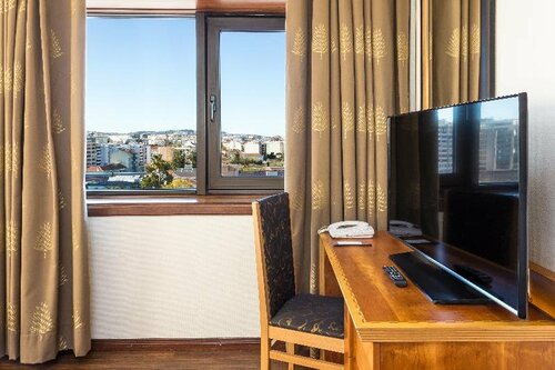 Гостиница Radisson Blu Hotel, Lisbon в Округе Лиссабон