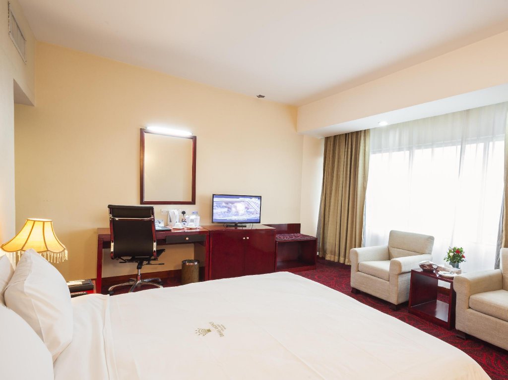 Фото Dhaka Regency Hotel & Resort