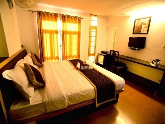 Фото Hotel Aradhya Jaisalmer