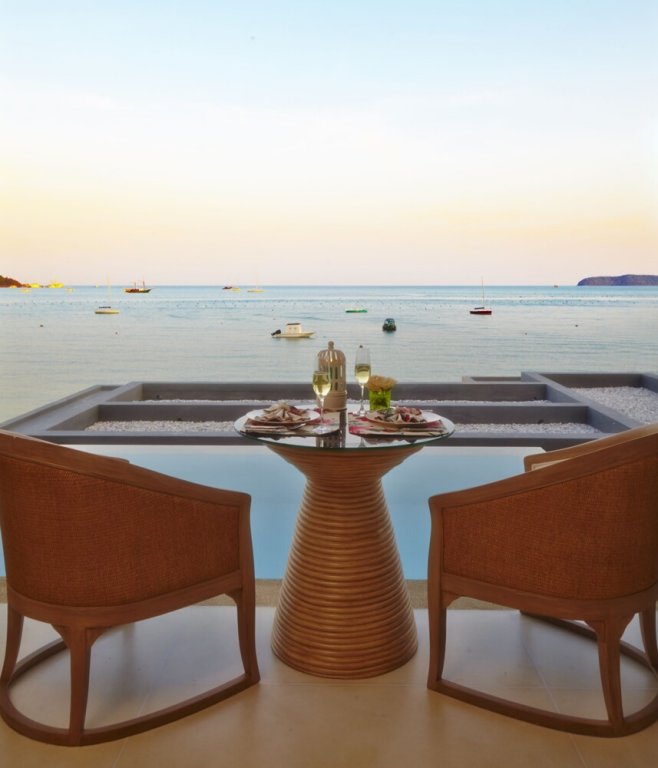 Фото Bandara Pool Villas Phuket