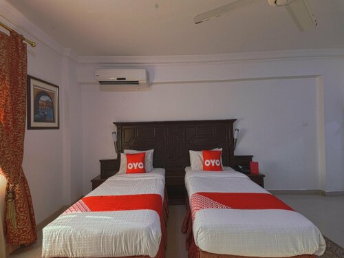 Гостиница Oyo 125 Manam Sohar Hotel Apartments в Сухаре