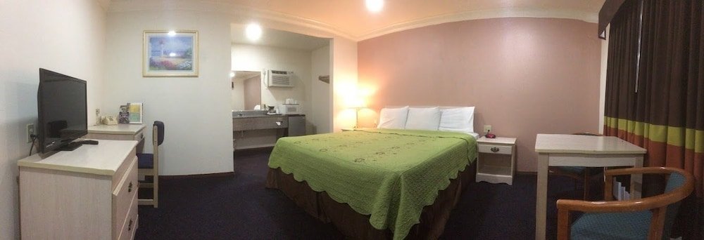 Фото Holiday Lodge