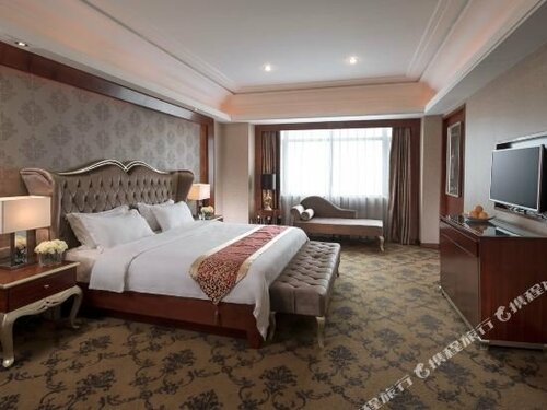 Гостиница Vienna International Hotel в Дунгуани