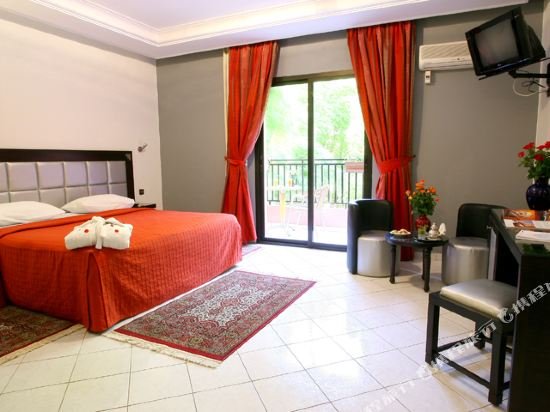 Фото Hotel Meriem