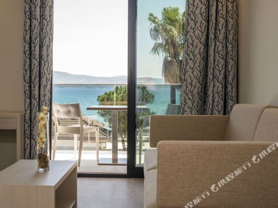 Фото Palmon Bay Hotel & SPA