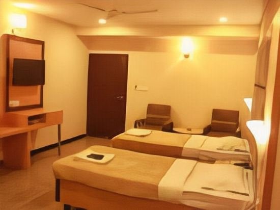 Фото Hotel Parklane