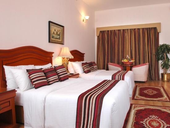 Фото Gulf Gate Hotel