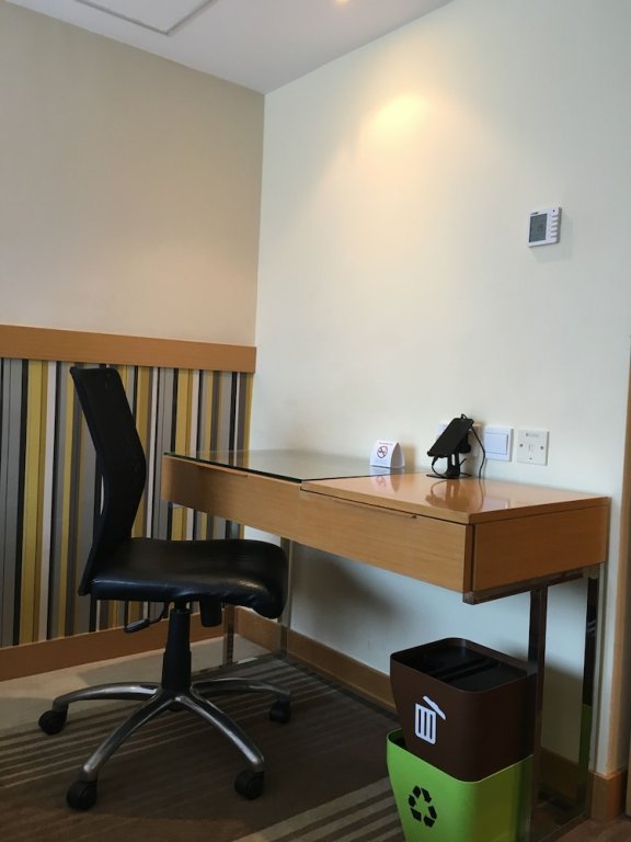 Фото The Cityview - Chinese Ymca of Hong Kong