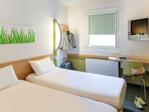 Гостиница Ibis budget Chateaudun в Шатодёне