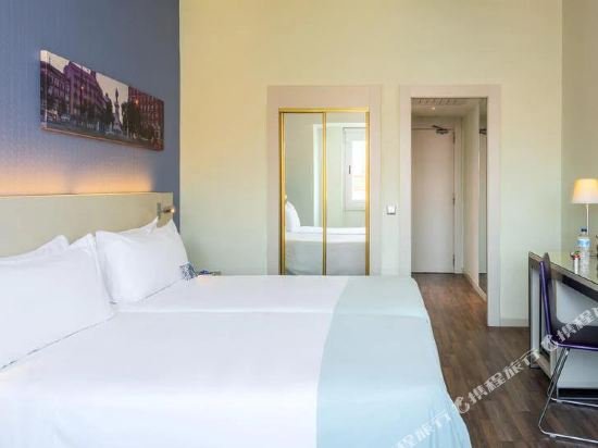 Фото Líbere Madrid Chamberí