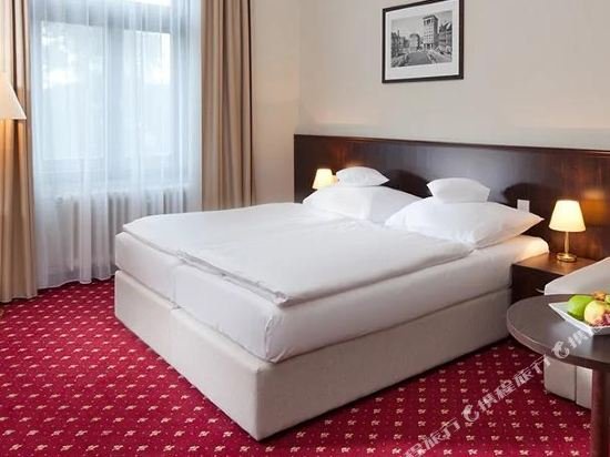 Фото отеля 4