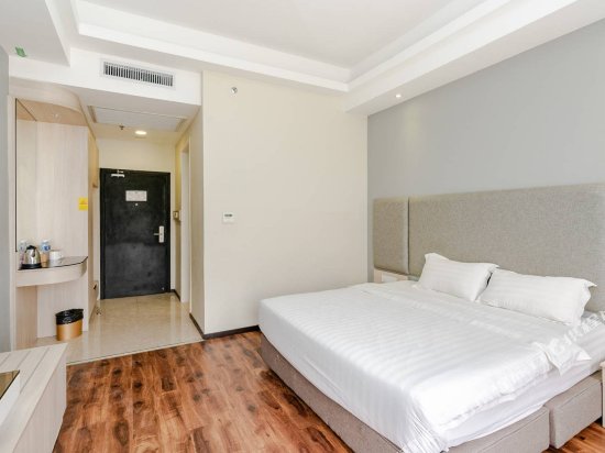 Фото Livingston Hotel