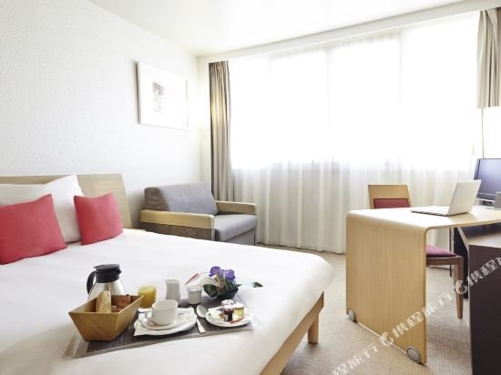 Фото Novotel Bordeaux Merignac