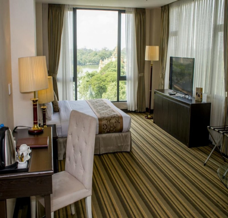 Фото Esperado Lake View Hotel