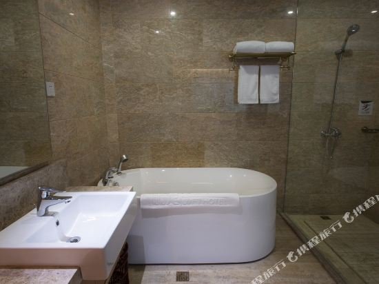 Фото Re Young Loft Hotel