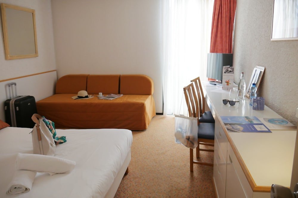 Фото Mercure Vichy Hotel