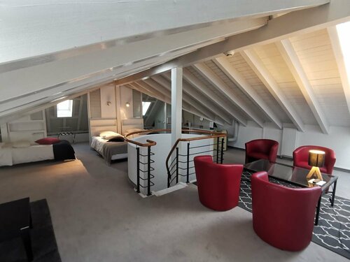 Внешний вид отеля Hostellerie du Château в Ролле, фото 2