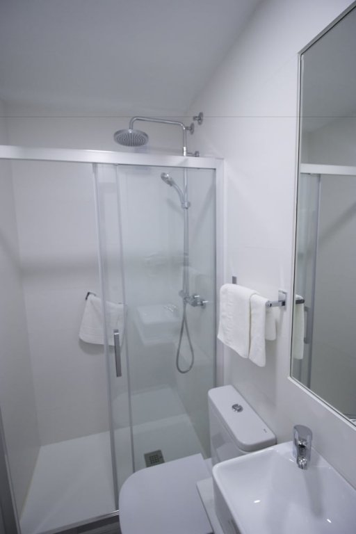 Фото Hostal Pensimar