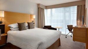 The Westminster London, Curio Collection by Hilton (London, Dzhona Islipa strit, 30), hotel