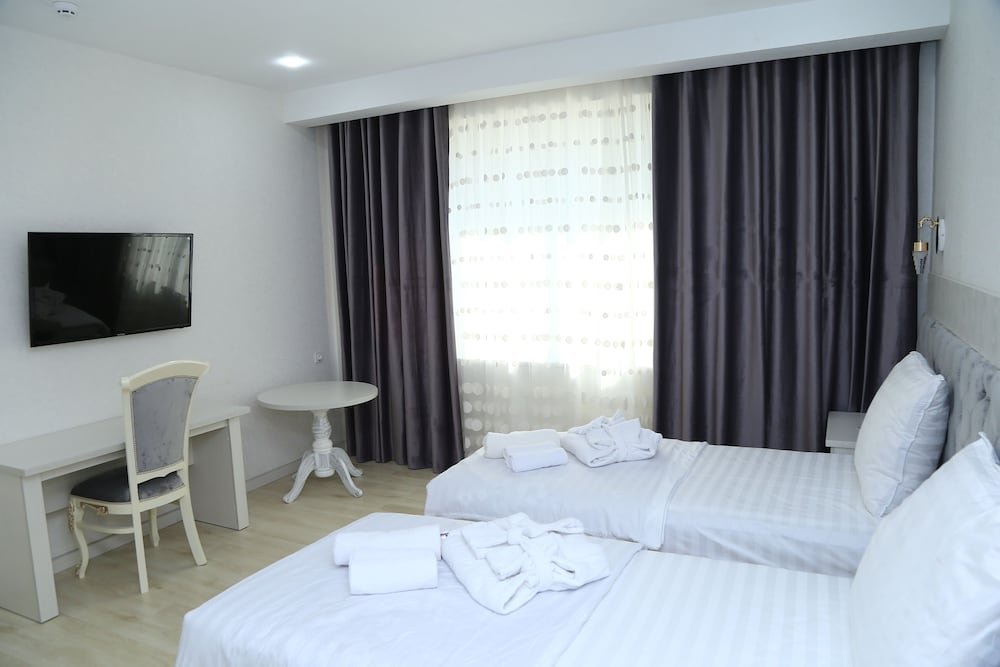 Фото Oydin Plaza