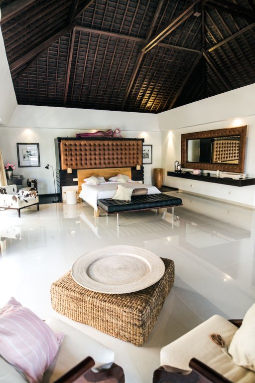 Фото Villa Karishma