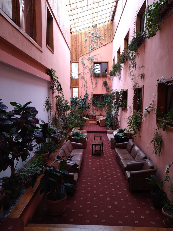Гостиница Scorilo Hotel в Орадя