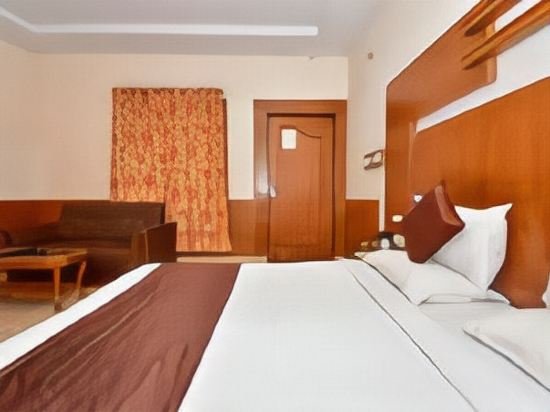 Фото Hotel Basera Brij Bhoomi