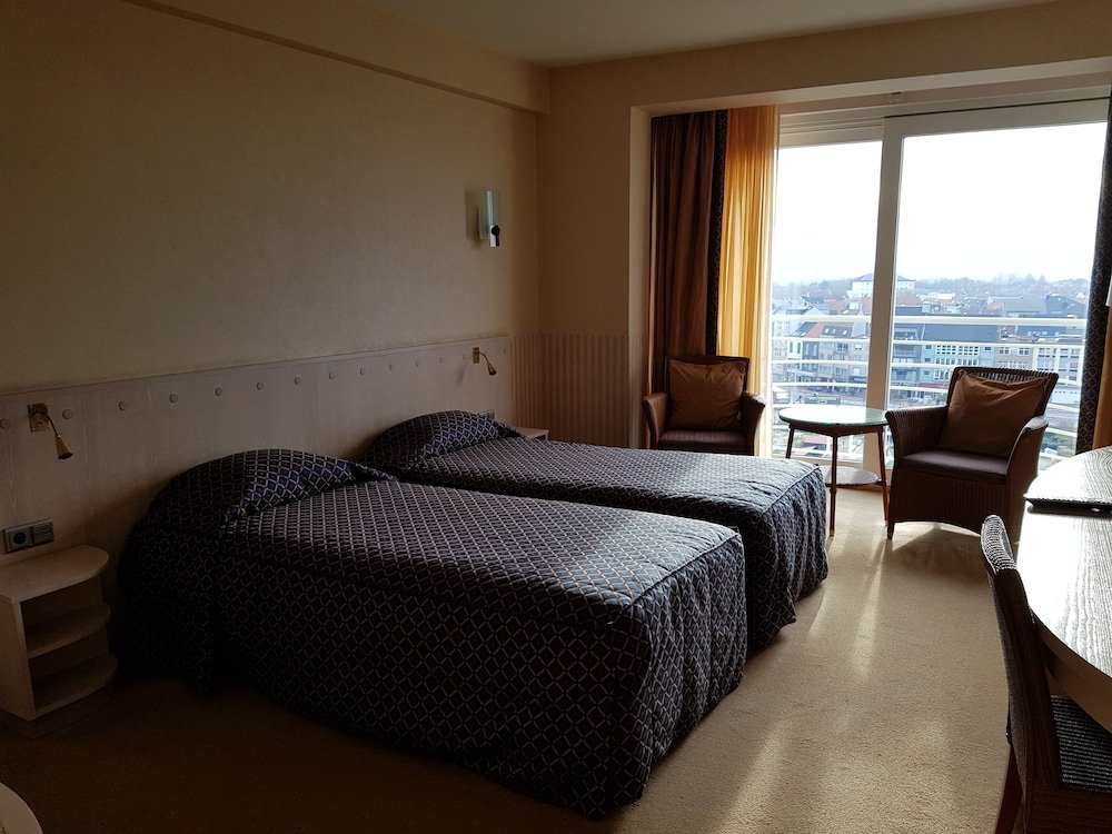 Фото Beach Palace Hotel