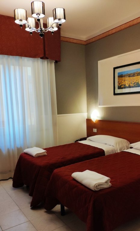 Фото Hotel Minerva