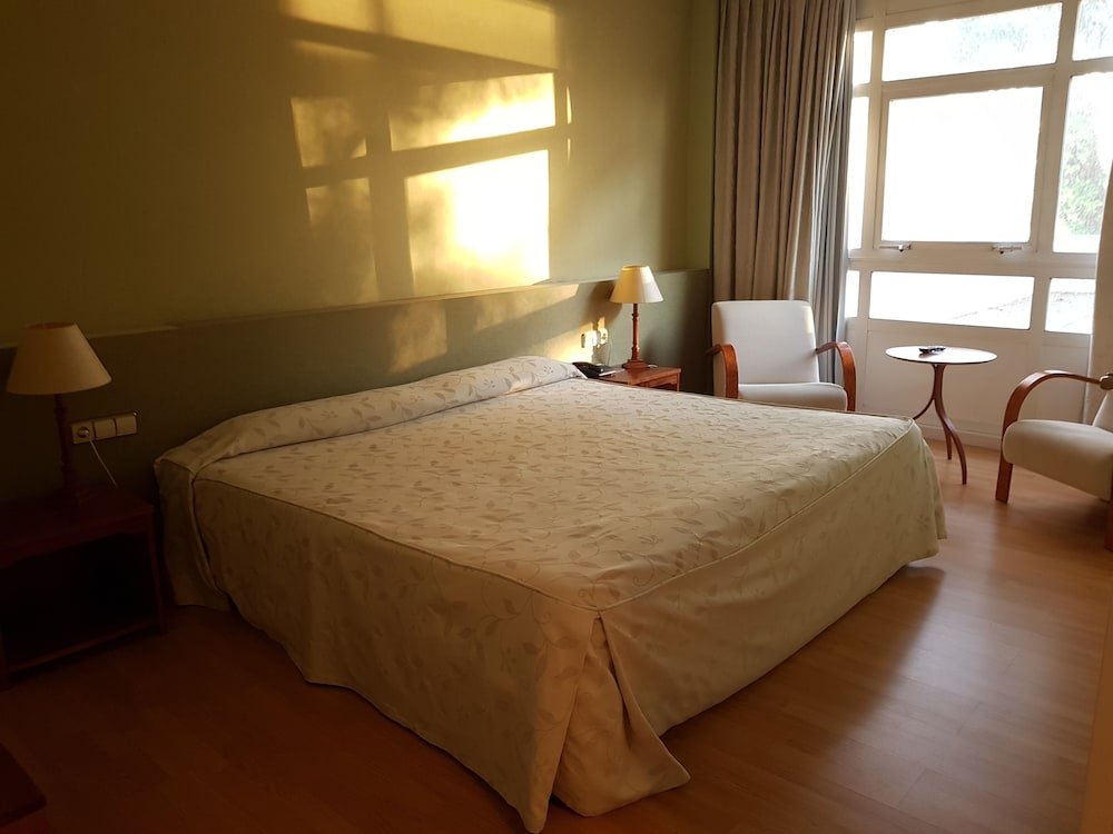 Фото Hotel City House Rias Altas