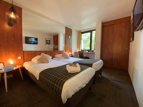 Гостиница Logis Hotel Restaurant des Acacias Lille Tourcoing