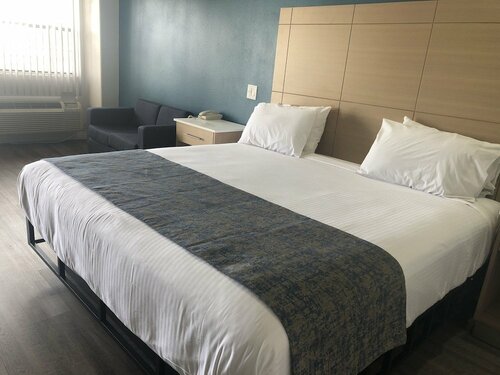 Гостиница Cali Inn в Карсоне