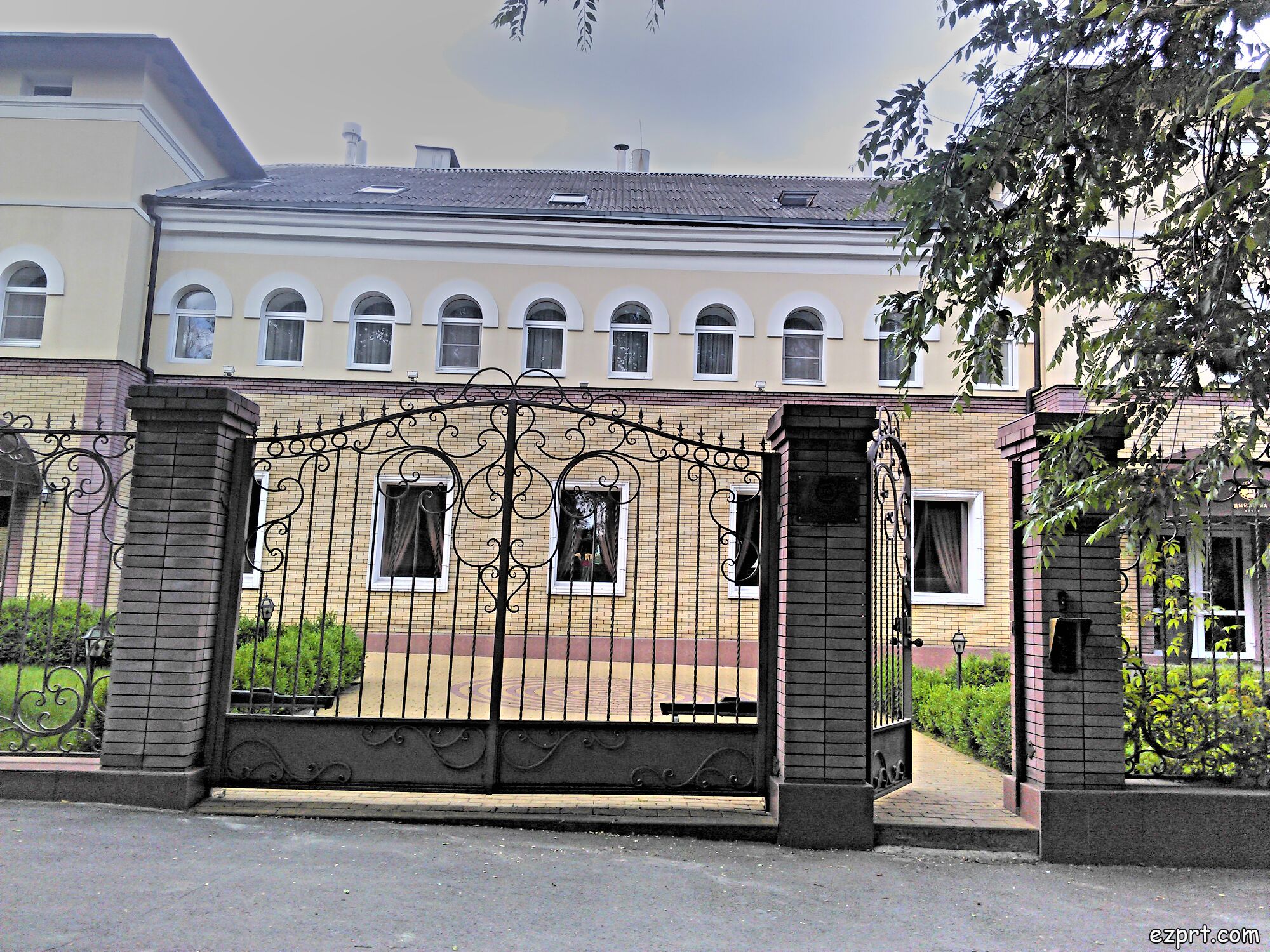 Фото Династия