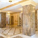 Dekoretti (3-ya Klenovaya ulitsa, 9), stone articles and fixtures