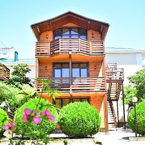 Фото отеля 1