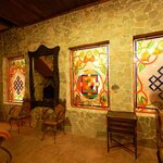 Salon Gotika (Lenina Avenue, 19), elaboración de vidrieras