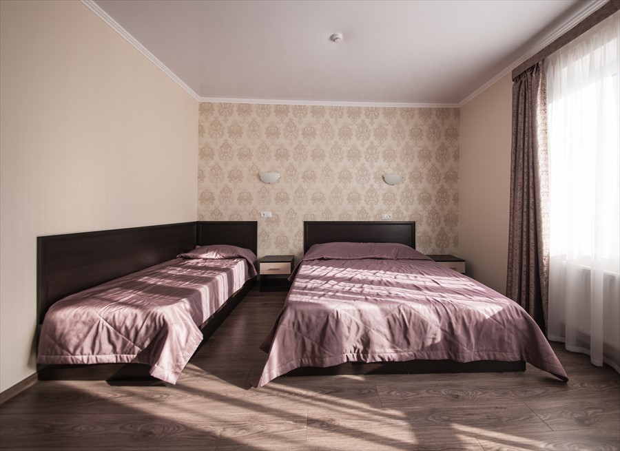 Фото отеля 2