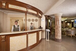 Гостиница Amici Grand Hotel