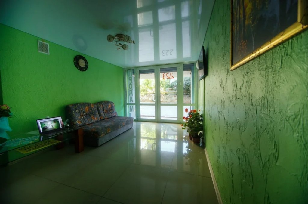 Фото отеля 2