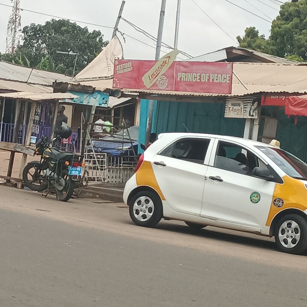 Grocery Prince of Peace Store, Accra, photo