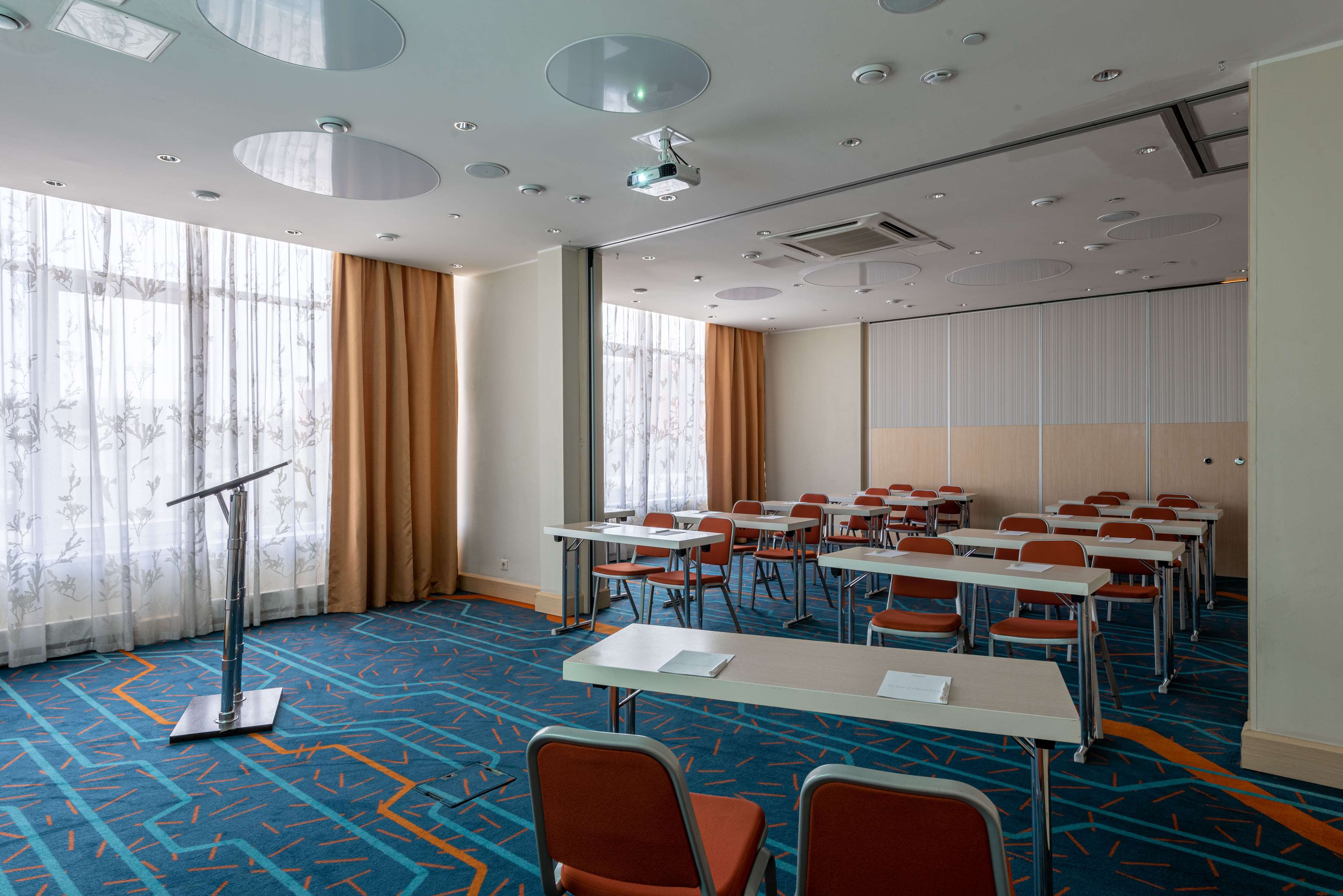 Фото Cosmos Astrakhan Hotel