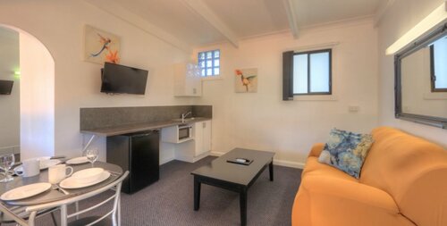 Гостиница Twin Swans Motel в Инверелле